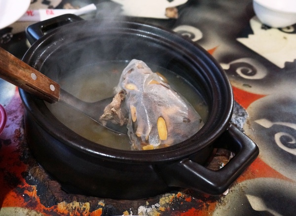 原始部落山地美食：[台東卑南] 原始部落 - 烤雞烤魚+原民舞蹈表演