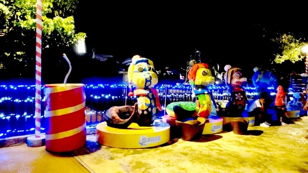 麗寶樂園:【台中遊記】超划算!麗寶樂園月光票雙人同行只要299元!