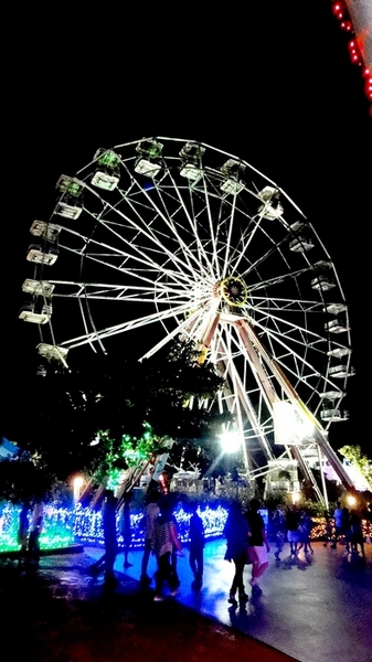 麗寶樂園:【台中遊記】超划算!麗寶樂園月光票雙人同行只要299元!