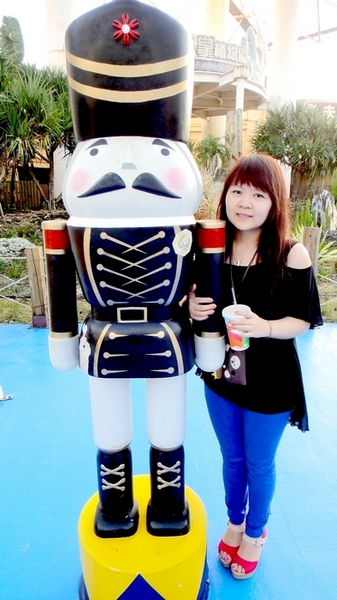 麗寶樂園:【台中遊記】超划算!麗寶樂園月光票雙人同行只要299元!