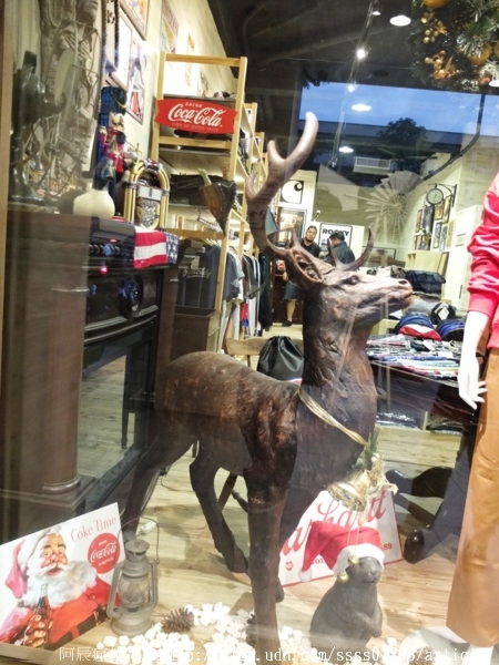 新崛江商圈:【旅行遊記。高雄新興區】新崛江商圈。高雄都會區最in的逛街購物勝地