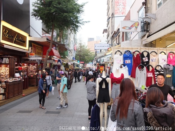 新崛江商圈:【旅行遊記。高雄新興區】新崛江商圈。高雄都會區最in的逛街購物勝地