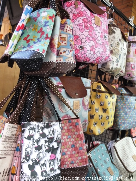 新崛江商圈:【旅行遊記。高雄新興區】新崛江商圈。高雄都會區最in的逛街購物勝地