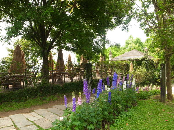 vilavilla魔法莊園休閒農場:【苗栗】釋放心中的浪漫精靈。進入魔法森林,尋找自己的夢遊仙境。