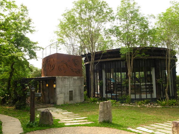 vilavilla魔法莊園休閒農場:【苗栗】釋放心中的浪漫精靈。進入魔法森林,尋找自己的夢遊仙境。