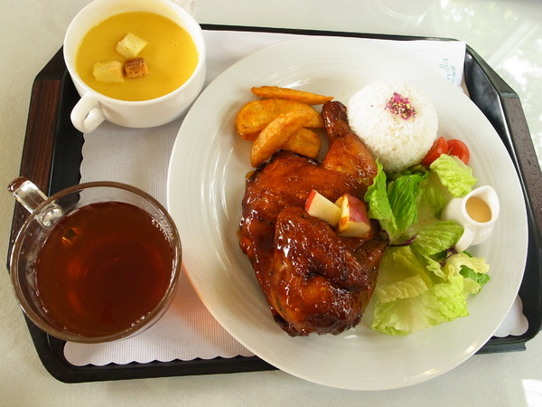 vilavilla魔法莊園休閒農場：【苗栗】vilavilla魔法莊園〔餐點篇〕