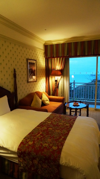 花蓮遠雄悅來大飯店:遠雄悅來大飯店: 海景房介紹 vs 自助早晚餐--激推超值海鮮!