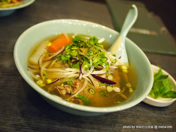 很越南宮廷料理：【食記】台中Rat Viet nam很越南宮廷料理@南屯 : 南越美食原來在這裡？河粉跟多數的餐點都很不錯!!