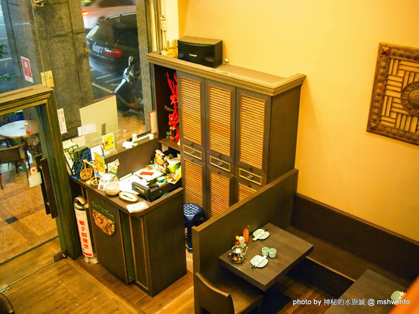 很越南宮廷料理：【食記】台中Rat Viet nam很越南宮廷料理@南屯 : 南越美食原來在這裡？河粉跟多數的餐點都很不錯!!