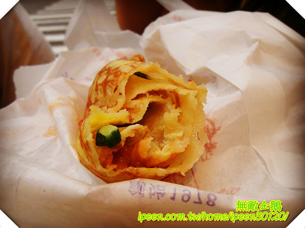 明倫蛋餅:【台中-逢甲夜市】這是蛋餅?? 也太好吃了吧!《明倫蛋餅》