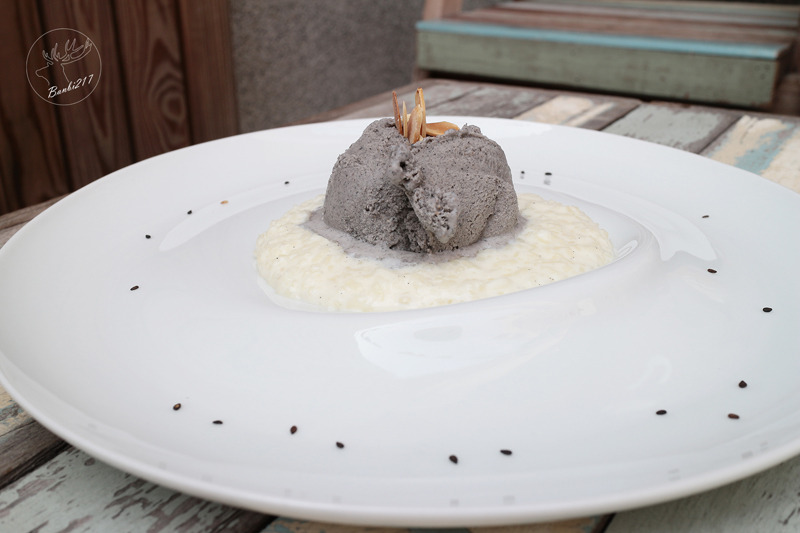 Banbi217 美食旅遊: i'S Gelato創意義式冰淇淋、法式薄餅、米布丁(甜點、輕食、下午茶)[台中西區美食]