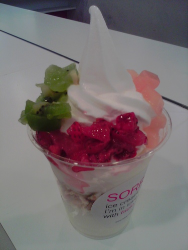 hielo(忠孝旗艦店)：期待更多分店、健康美味的Hielo優格霜凍&鬆餅