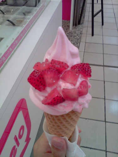 hielo(忠孝旗艦店)：期待更多分店、健康美味的Hielo優格霜凍&鬆餅