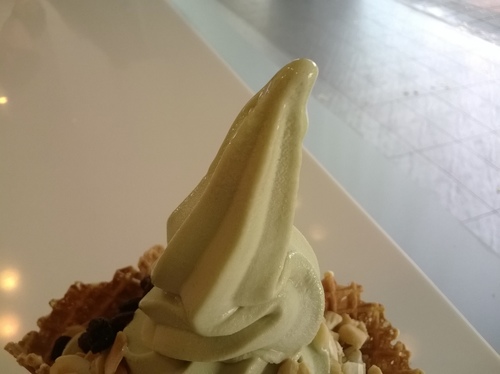 hielo(忠孝旗艦店)：期待更多分店、健康美味的Hielo優格霜凍&鬆餅