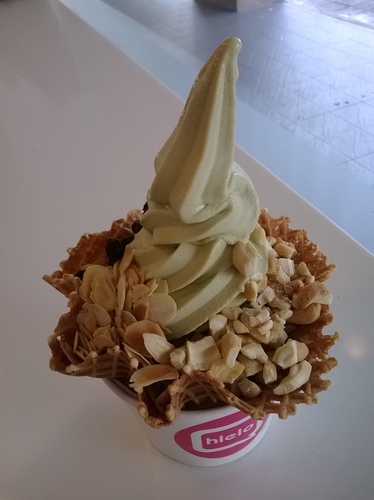 hielo(忠孝旗艦店)：期待更多分店、健康美味的Hielo優格霜凍&鬆餅