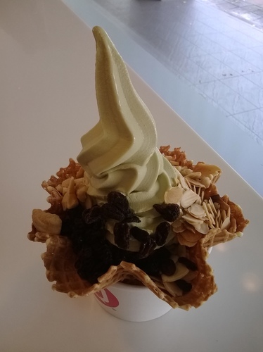 hielo(忠孝旗艦店)：期待更多分店、健康美味的Hielo優格霜凍&鬆餅