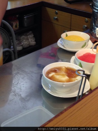 992383_611839008846772_2140256475_n