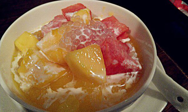 229053_350690458339833_1890052628_n