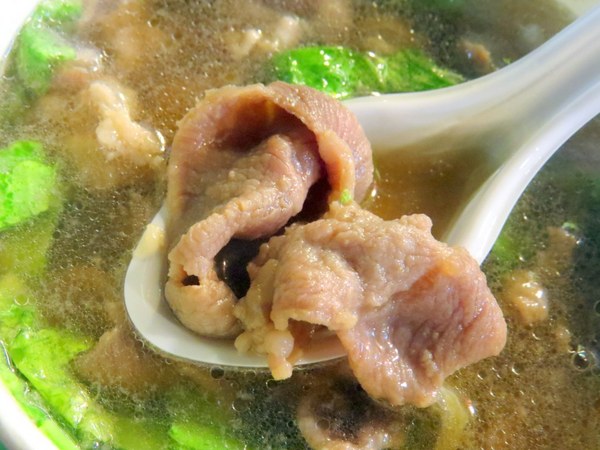 羅東夜市：羅東夜市之阿灶伯當歸羊肉湯VS魏姐包心粉圓【宜蘭/羅東夜市】