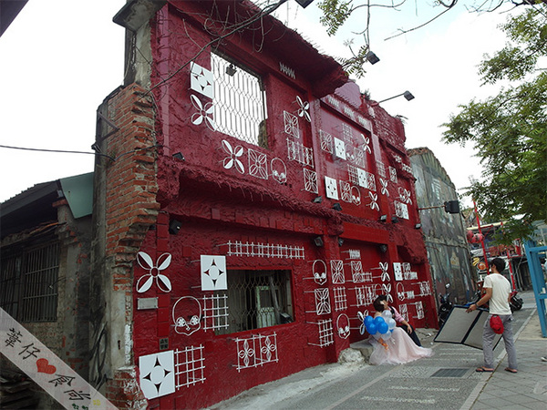 海安路藝術街:來台南體驗神農老街的藝術吧!!!!