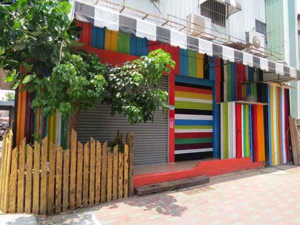 海安路藝術街：遠看近看不同感觀的【台南海安路藝術街】