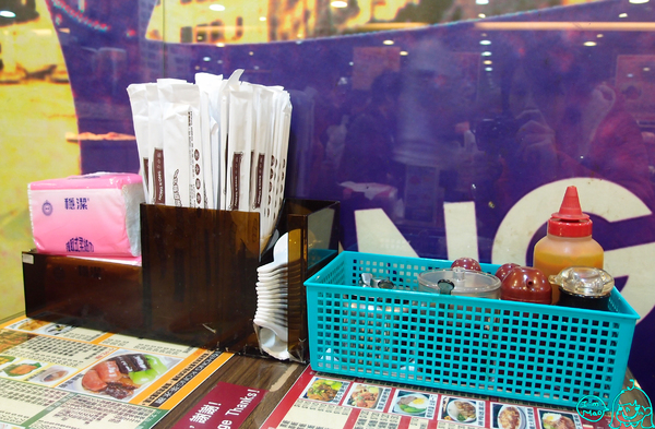 Hong Kong 茶水攤：【台北/東區】來自香港的茶餐廳~CP值很高的「茶水攤」(延吉店)