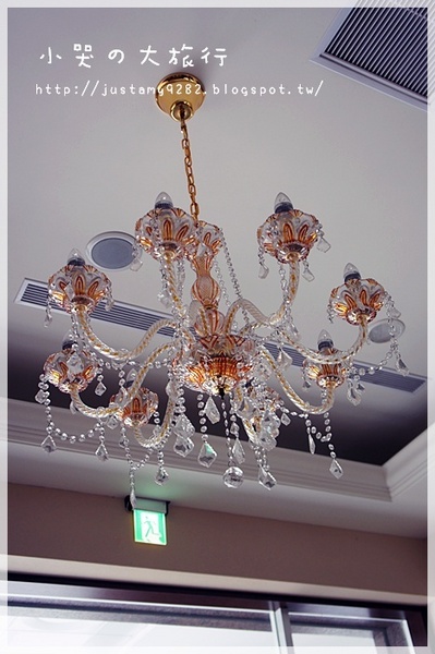 城市商旅(台中五權館)：[台中市。西區] 不需要富麗堂皇~ 只要乾淨、舒適、交通便捷、價格合理、服務態度佳，就是間值得入住の好旅店❤