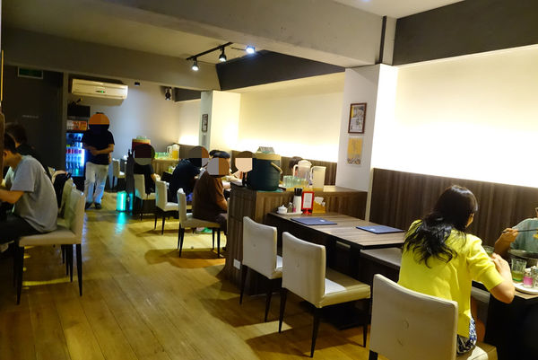 麵屋輝(台北店):麵屋輝 ~ 好吃濃郁的日式拉麵 -捷運松江南京站