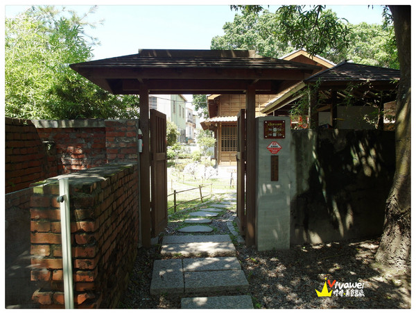 台鹽宿舍:台南安平區|閒靜的日式建築風格『夕遊靜泊行館(原台鹽日式宿舍)』