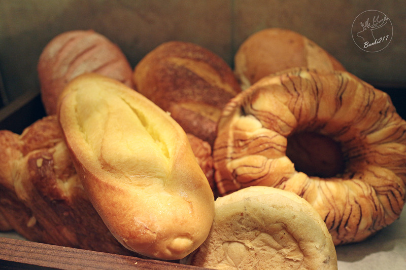 Banbi217 美食旅遊: 礁溪長榮鳳凰酒店(宜蘭溫泉住宿附早餐,免費到番茄果園採番茄)[邀約]