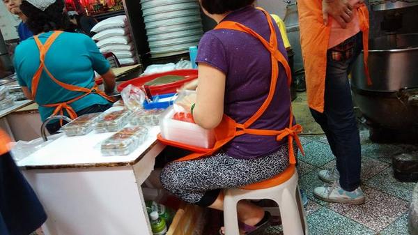 阿蘭草仔粿:*九份~香Q爆餡 超人氣!阿蘭草仔粿 菜圃米+鹹綠豆+芋粿ㄎㄧㄠ*