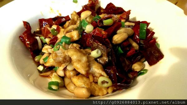 狗瘋餐廳Go Home:【宜蘭】平實的家庭料理就在「狗瘋餐廳」Go Home ~