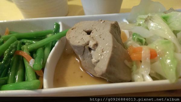 狗瘋餐廳Go Home:【宜蘭】平實的家庭料理就在「狗瘋餐廳」Go Home ~