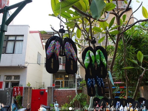 府中街:【旅行遊記。台南中西區】台南府中街。古今融合再造老街新風格 與喧鬧車水馬龍的短暫隔離