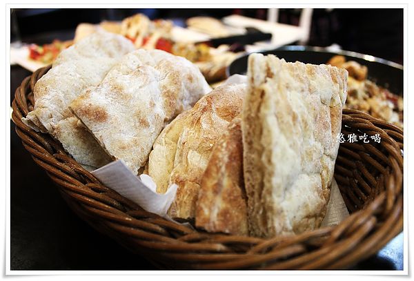 IMMA．Bakery & Café：【吃台南】Imma Bakery&Cafe，地中海特色料理