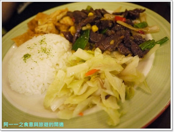 田中園(光華店):台北捷運忠孝新生站 田中園(光華店) 飲料簡餐~買電腦看展用餐好地方