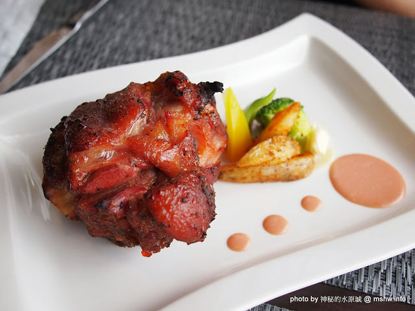 米克諾斯花園餐廳:【食記】田野中的失落莊園 @ 南投-中興新村-Mykonos 米克諾斯-經典品味花園