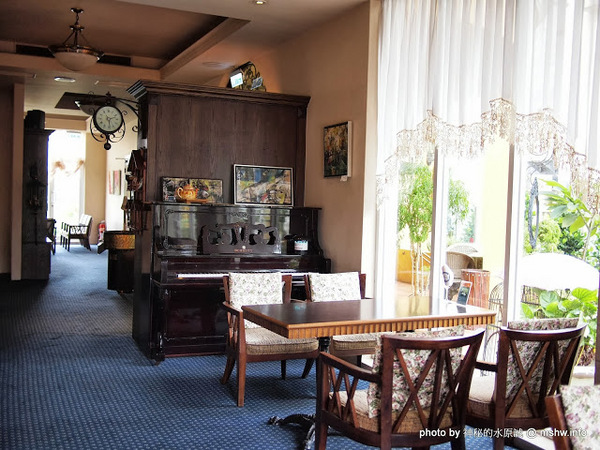 米克諾斯花園餐廳:【食記】田野中的失落莊園 @ 南投-中興新村-Mykonos 米克諾斯-經典品味花園