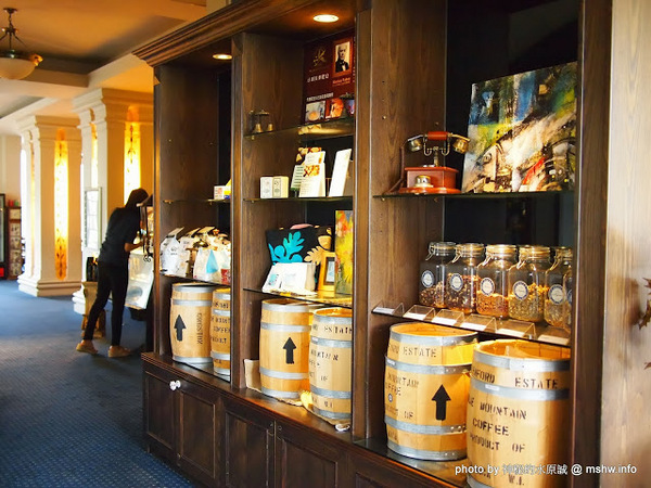 米克諾斯花園餐廳:【食記】田野中的失落莊園 @ 南投-中興新村-Mykonos 米克諾斯-經典品味花園