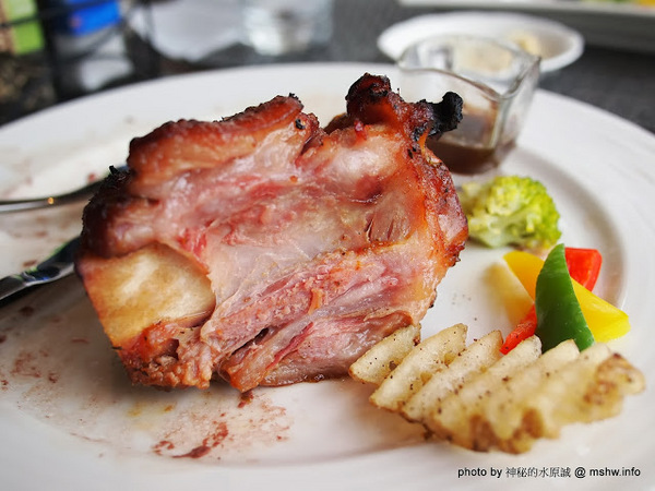 米克諾斯花園餐廳:【食記】田野中的失落莊園 @ 南投-中興新村-Mykonos 米克諾斯-經典品味花園