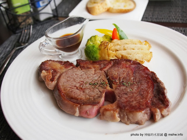 米克諾斯花園餐廳:【食記】田野中的失落莊園 @ 南投-中興新村-Mykonos 米克諾斯-經典品味花園