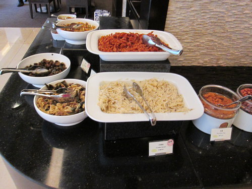 高雄商旅 URBAN HOTEL 33：201308142010高雄商旅--簡單、乾淨又交通便利