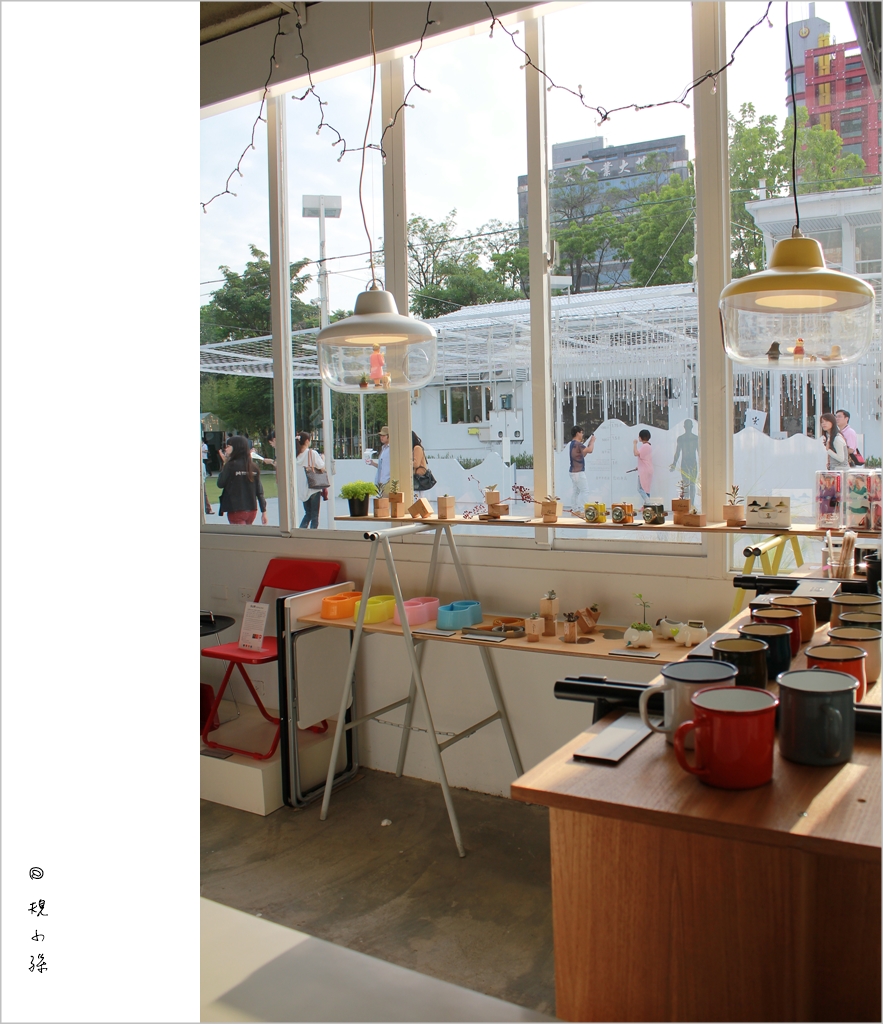 1367673116-1825185103