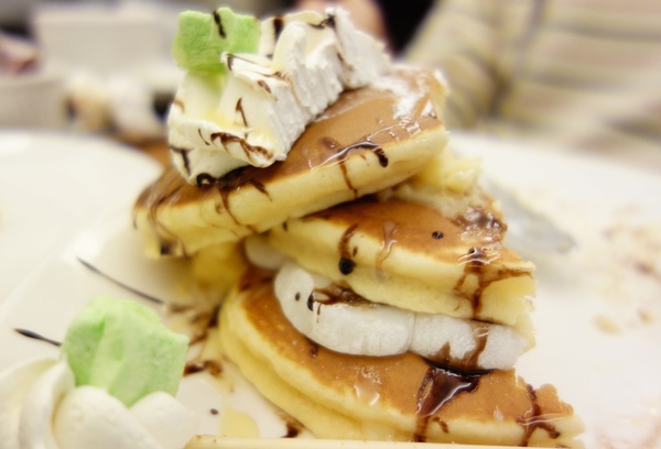 貓咪先生的朋友:貓咪先生的朋友+東區+忠孝東路+好華麗煎餅塔+朋友聚會+下午茶+吃吃喝喝+鄉村風格+木質系列+貓+寵物店+蝴蝶麵+溫馨+幸福+貓奴