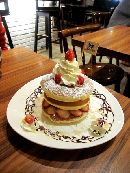 貓咪先生的朋友:*口碑券*貓咪先生的朋友~有可愛胖貓和甜蜜鬆餅的店