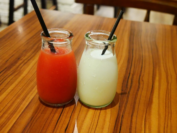 貓咪先生的朋友:【貓咪先生的朋友】 料多實在的豐盛早午餐 !! 貓咪乖巧 環境溫馨