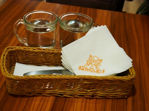 貓咪先生的朋友:【貓咪先生的朋友】 料多實在的豐盛早午餐 !! 貓咪乖巧 環境溫馨