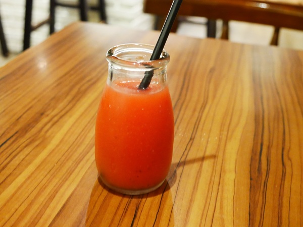 貓咪先生的朋友:【貓咪先生的朋友】 料多實在的豐盛早午餐 !! 貓咪乖巧 環境溫馨