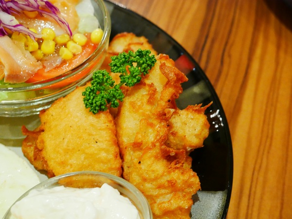 貓咪先生的朋友:【貓咪先生的朋友】 料多實在的豐盛早午餐 !! 貓咪乖巧 環境溫馨