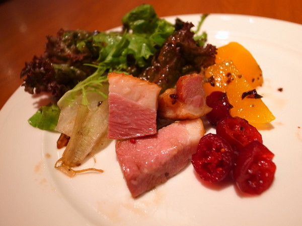 Vasa Pizzeria 瓦薩比薩(中山店)：＜台北｜中山＞你吃過用＂鏟＂的比薩嗎～瓦薩比薩(中山店)